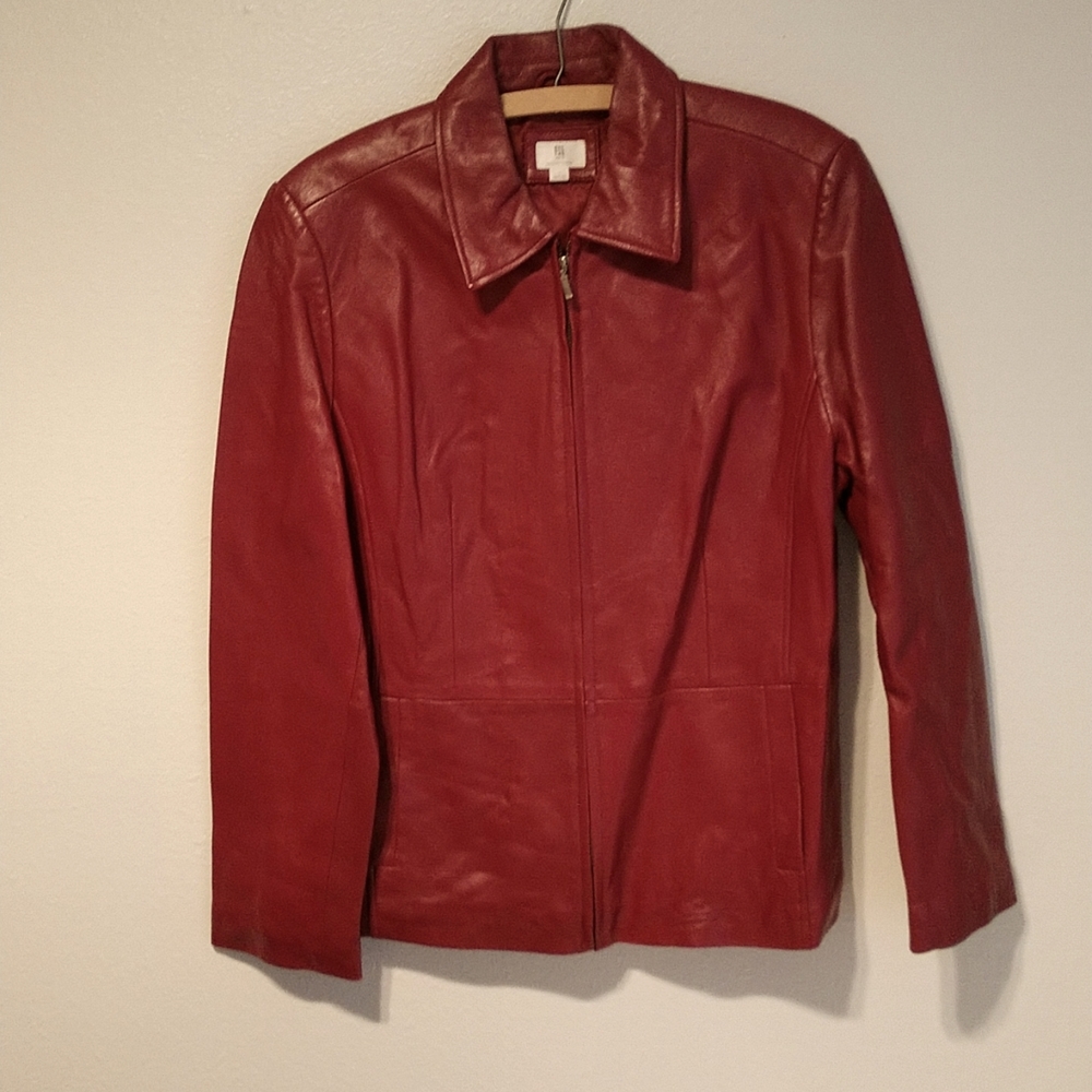 Lambskin leather jacket by Apt9. Rust or reddish brown size 10.